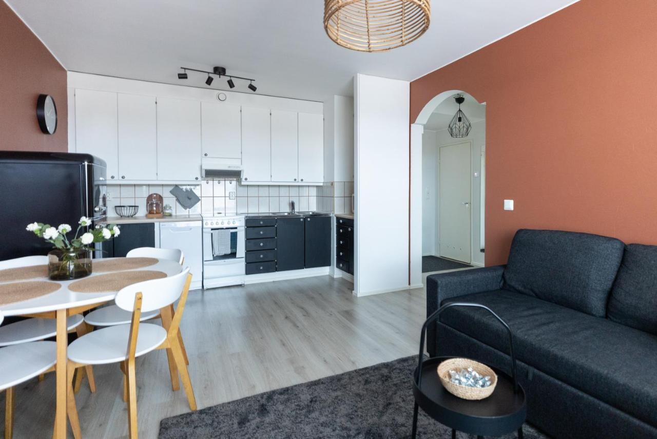 Arctic Night City Suite Рованіемі Екстер'єр фото